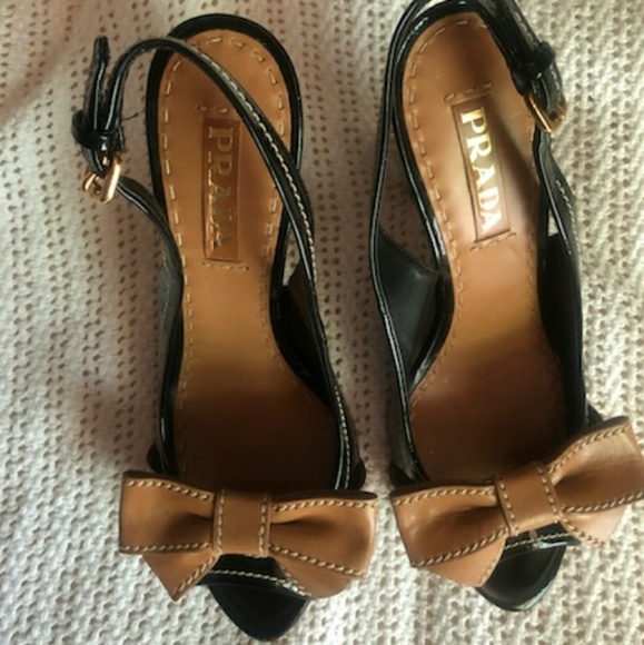 Prada heels - Picture 4 of 5